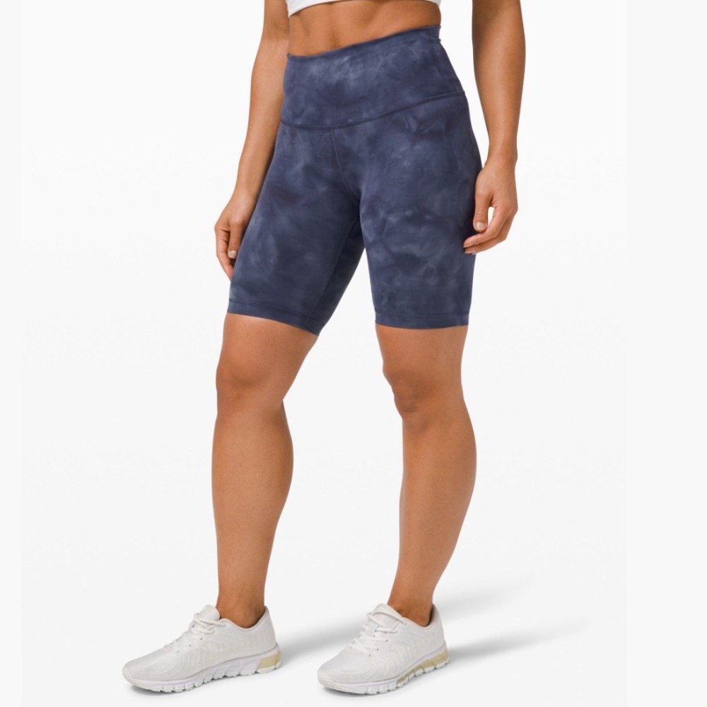 Lululemon WUNDER TRAIN HIGH-RISE SHORT 8" Diamond Dye Shade Naval Blue - Size 6